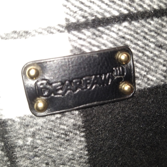 Bearpaw purse - Picture 3 of 5